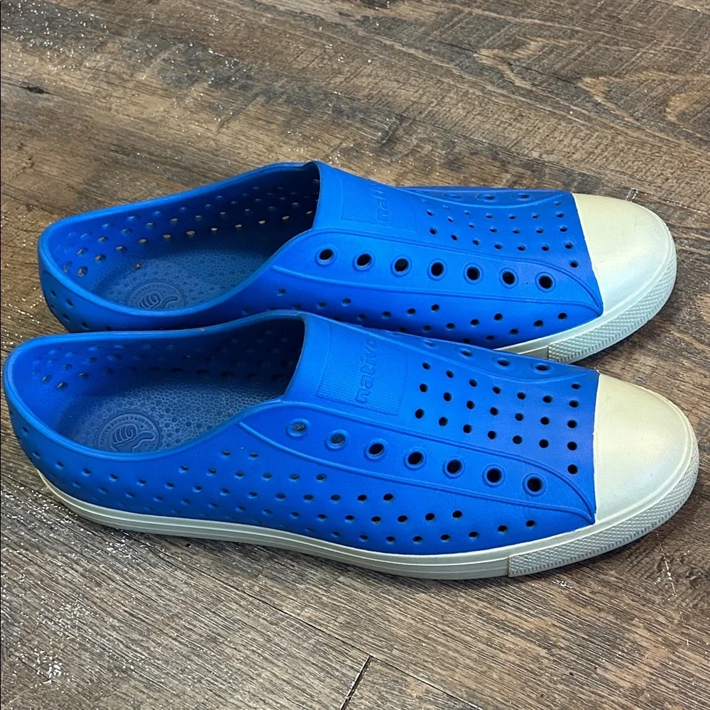 Native Jefferson Blue Perforated Slip-On Cream Rubber Toe Cap Size Men’s 11